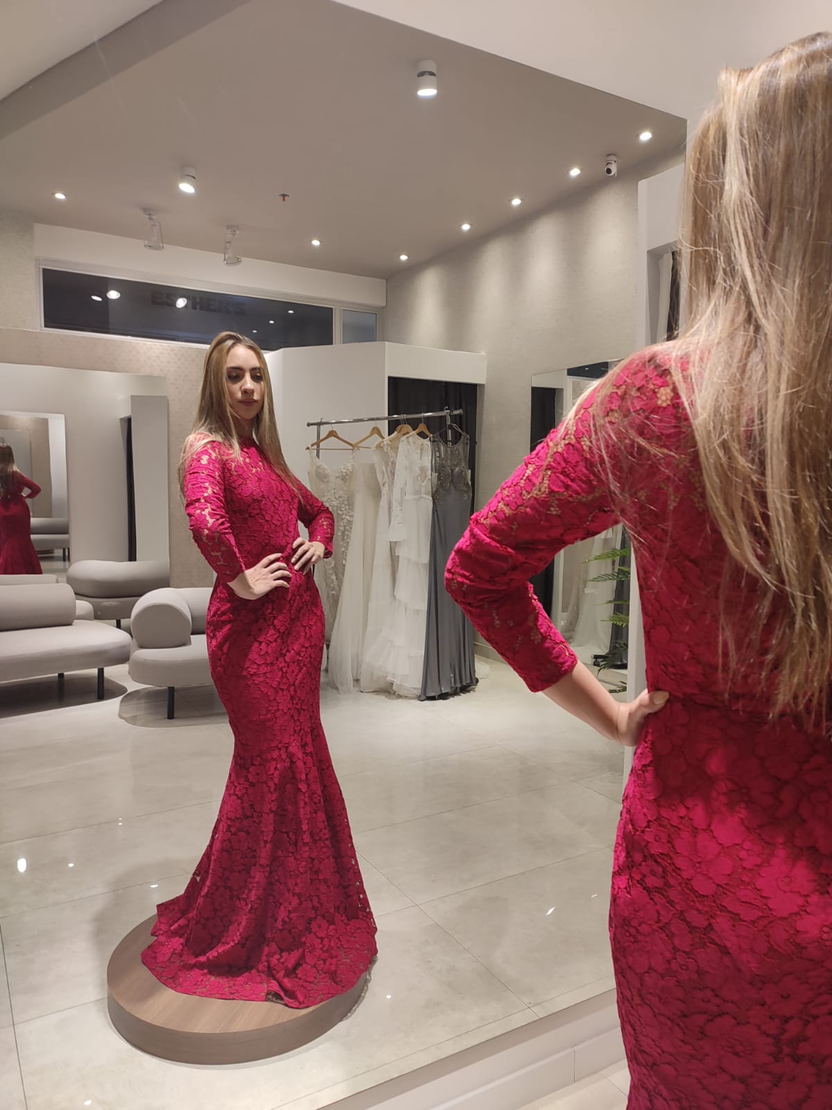 Vestido de Fiesta Rojo Carolina Herrera CH0511208 - Esther´s Bridals